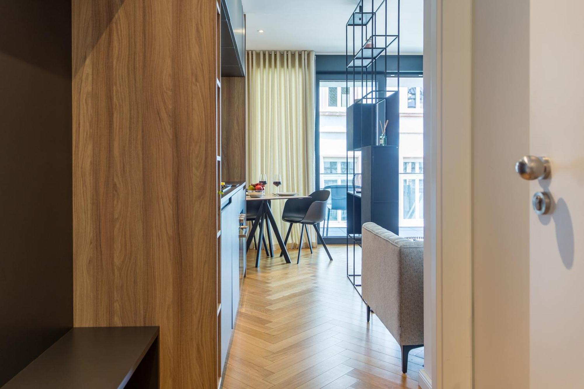 Living Timeless- Stylische Design Nahe Europa-park Und Elsass Mit Balkon Und Privatem Parkplatz * Meißenheim